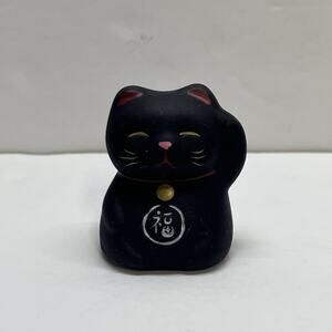 lucky cat figurine black cat waving maneki neko beckoning cat fortune prosperity